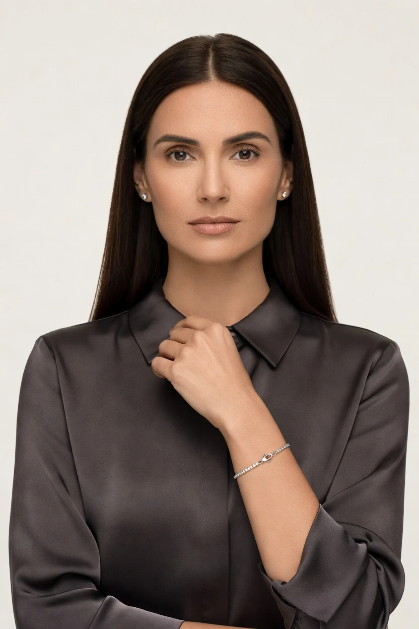 Jewelry detail on-model, instant